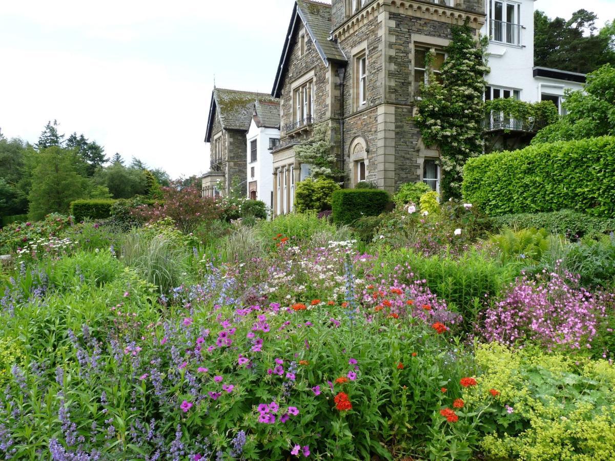 Yewfield Vegetarian Guest House Ambleside Bagian luar foto